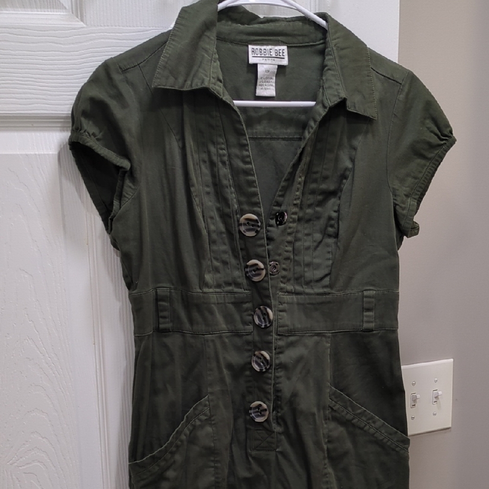 Robbie Bee Olive Button-Front Dress
